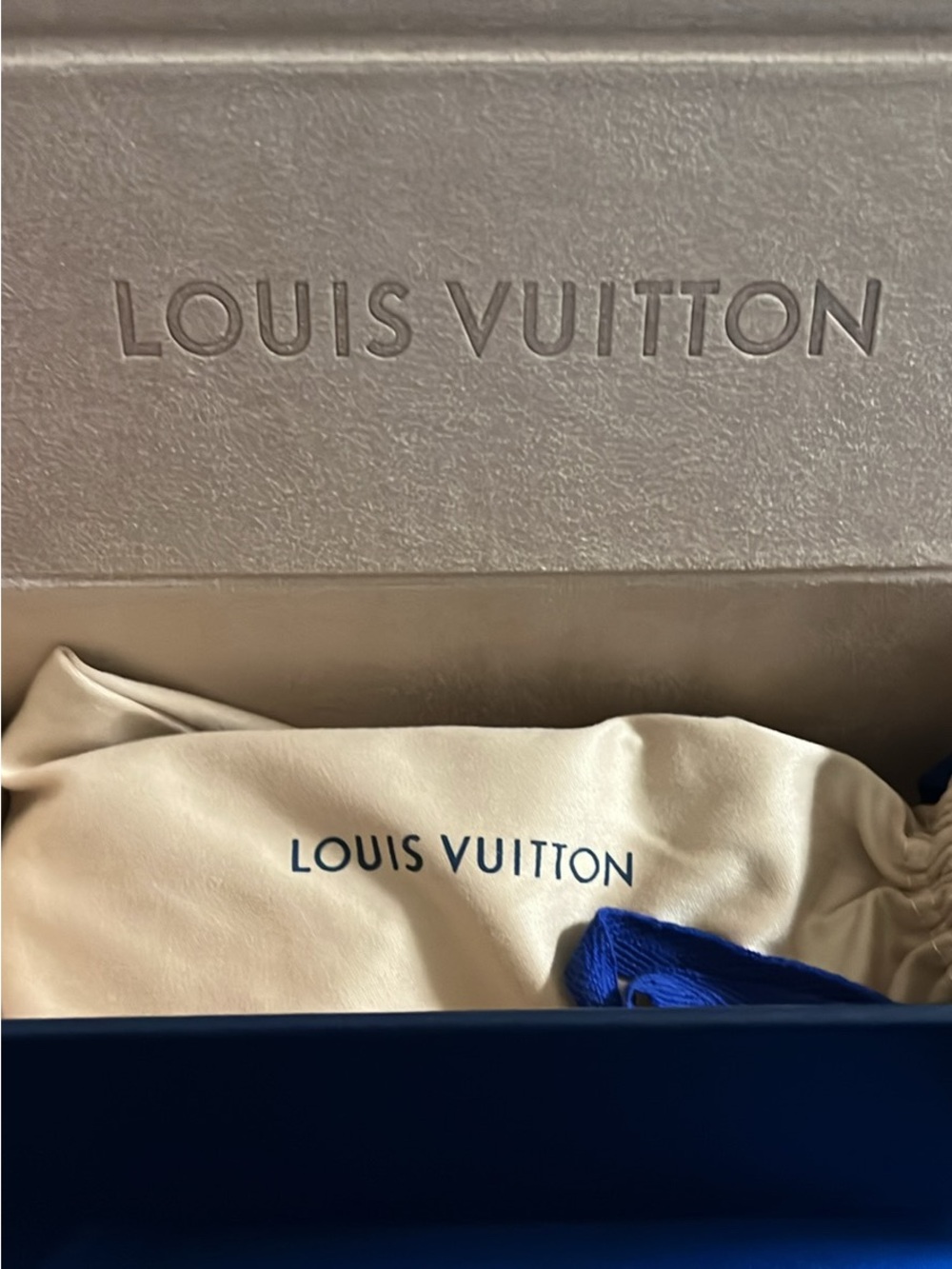 Louis Vuitton Gold Aviator Sunglasses with Gradient Lenses - Picture 2 of 8